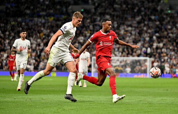 但国际足联 但国际足联