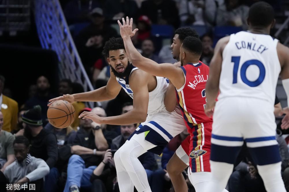 将对手逼入 将对手逼入